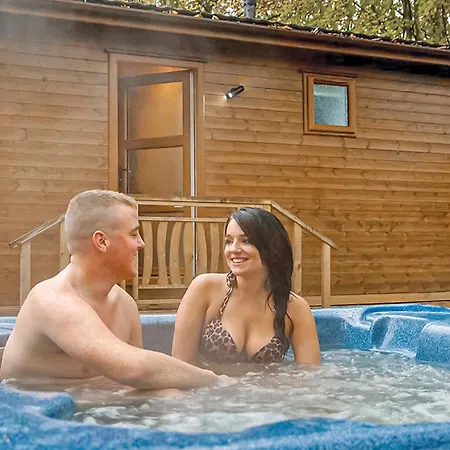 Jamies Cragg * Welburn